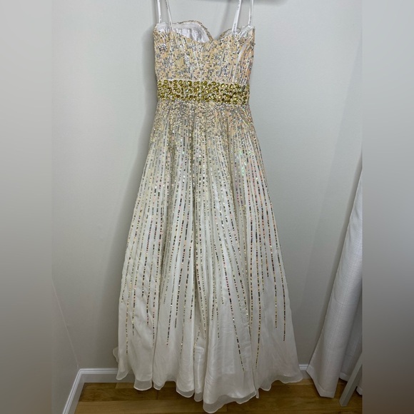Sherri Hill Sparkly Show Stopper Strapless Gold and Cream Evening Gown Sz 4 - Picture 8 of 13